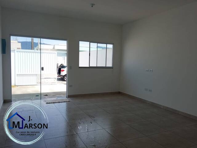 Casa para Venda em Caraguatatuba - 4