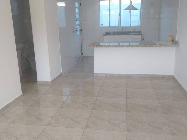 #102 - Casa para Locação em Caraguatatuba - SP - 1