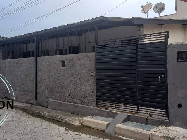 #117 - Casa para Venda em Caraguatatuba - SP - 1