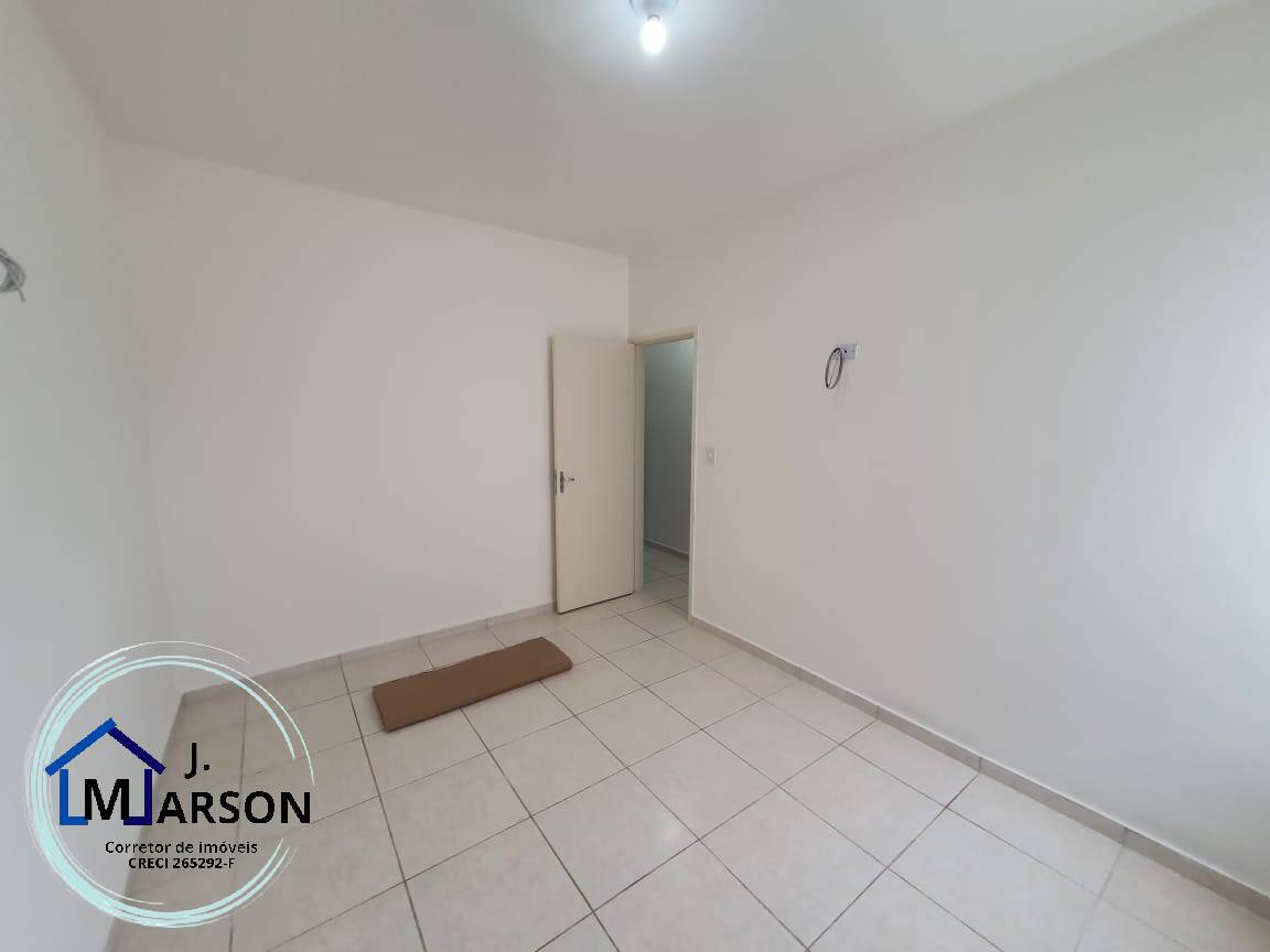 Casa para alugar com 2 quartos, 70m² - Foto 18