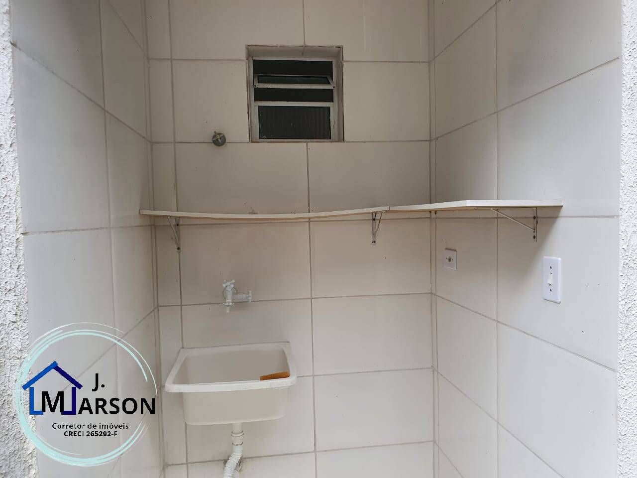 Casa para alugar com 2 quartos, 70m² - Foto 7