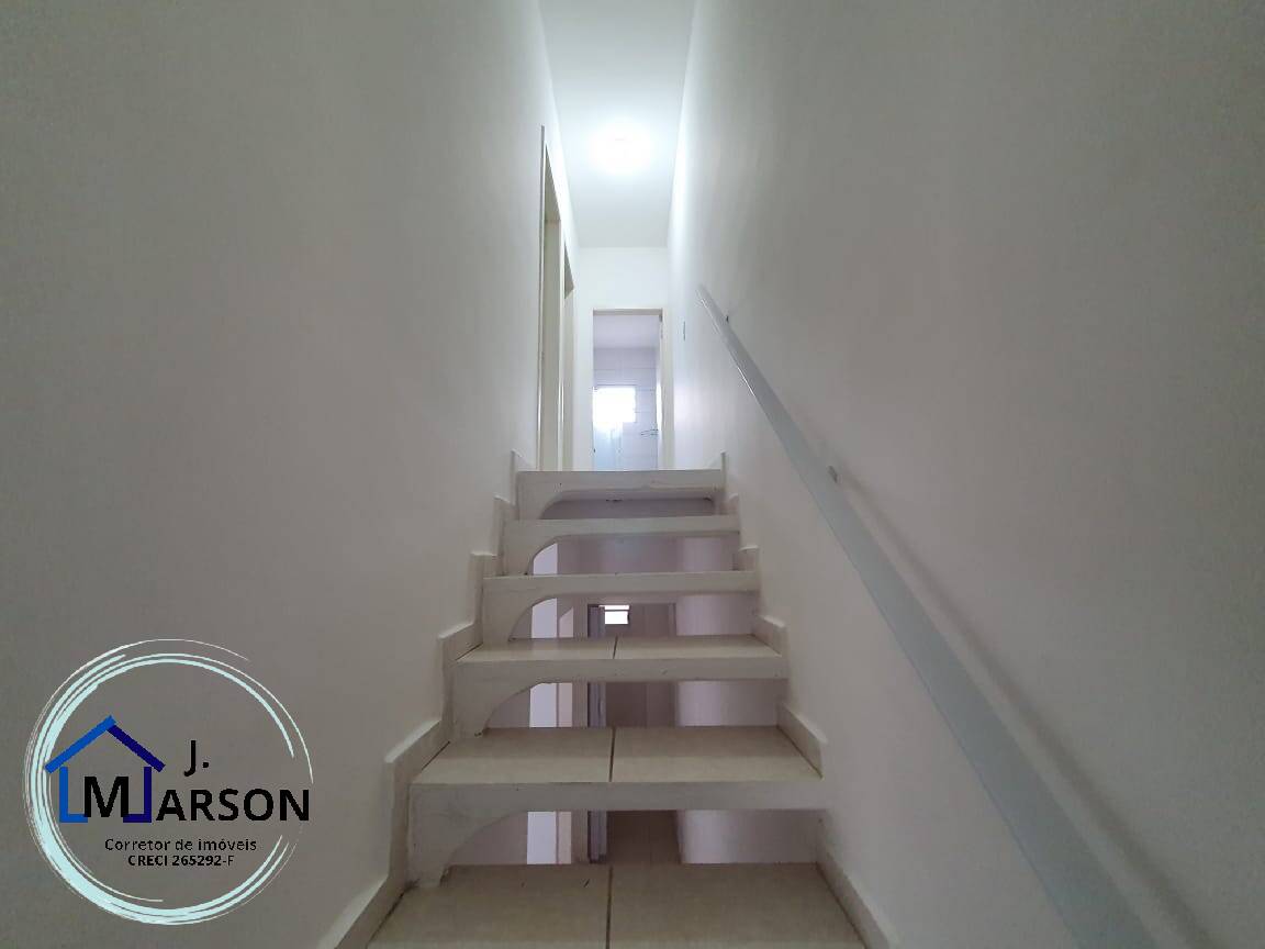 Casa para alugar com 2 quartos, 70m² - Foto 14