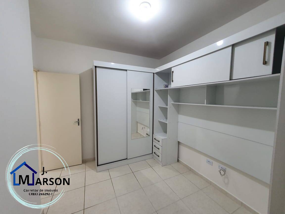 Casa para alugar com 2 quartos, 70m² - Foto 17