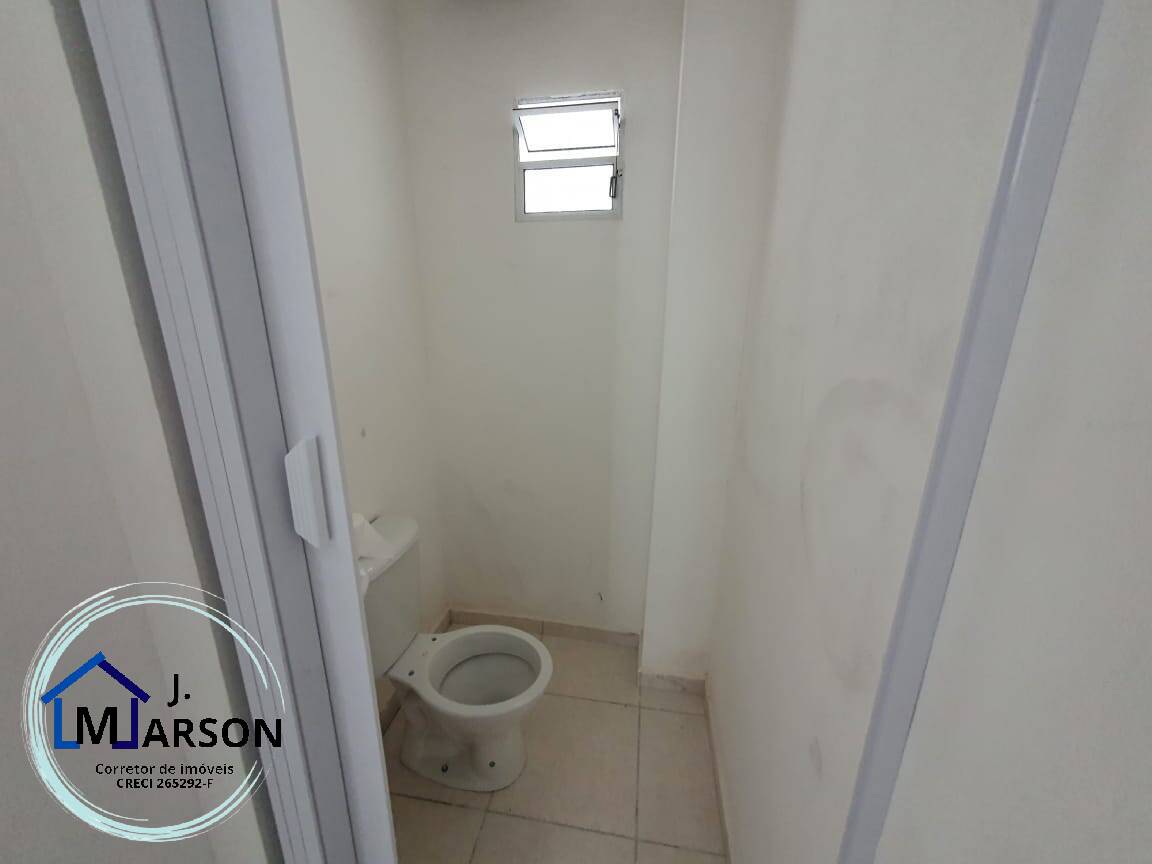 Casa para alugar com 2 quartos, 70m² - Foto 11