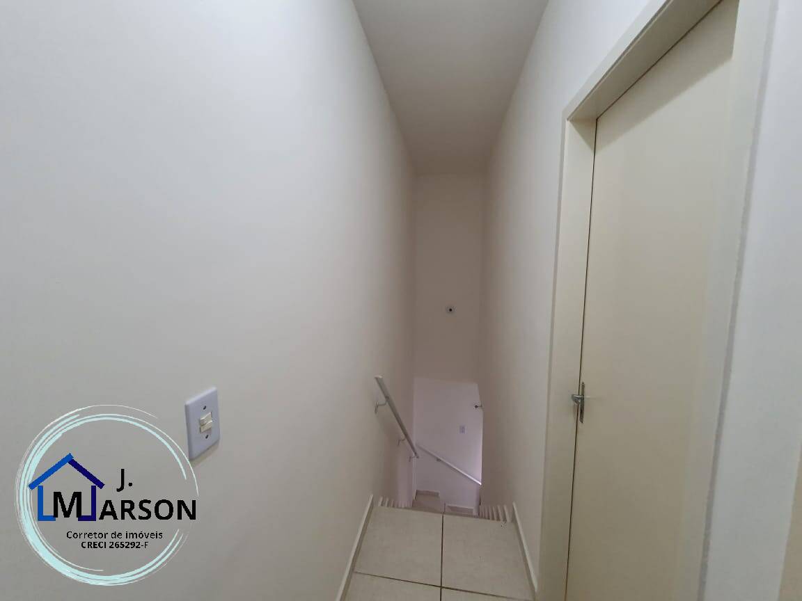 Casa para alugar com 2 quartos, 70m² - Foto 20