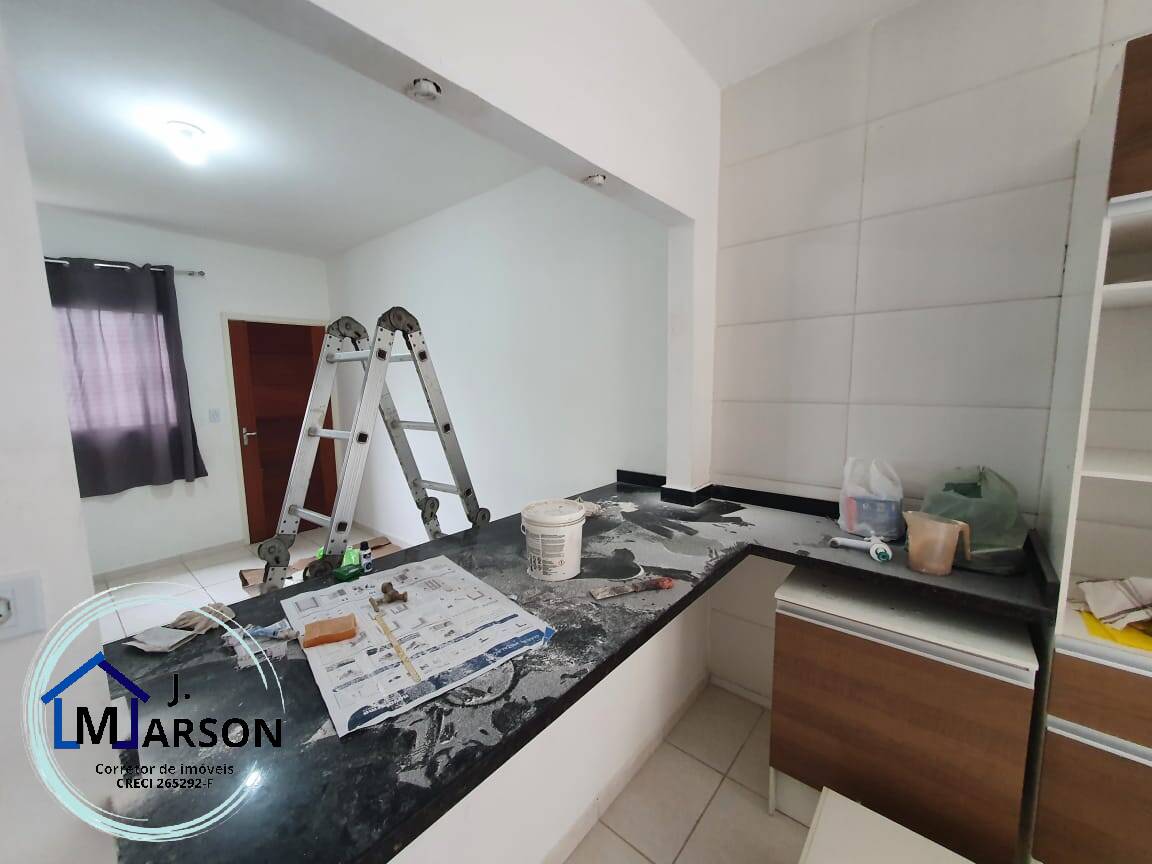 Casa para alugar com 2 quartos, 70m² - Foto 5